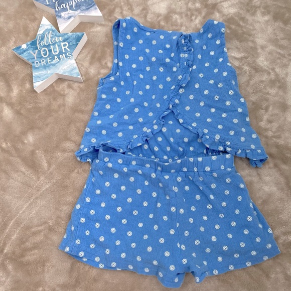 Romper - Picture 2 of 3